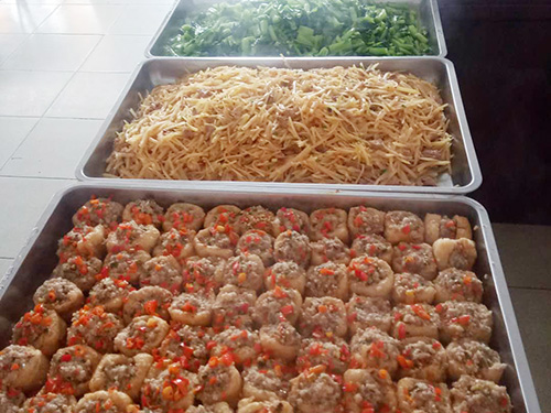 謝崗大學(xué)飯?zhí)贸邪?>
                            </a>
                            <br>
                            <div>
                            <a href=
